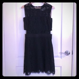 BEAUTIFUL Black lace dress